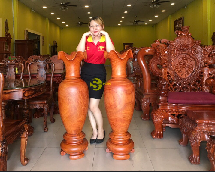 Đôi lục bình cao 13m